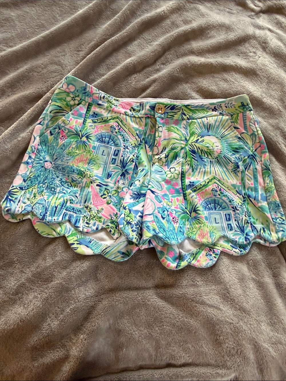 Lilly Pulitzer Pastel Floral Scallop Hem Shorts - Mint, Pink, Blue